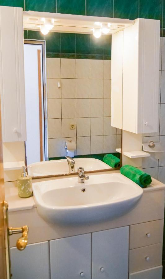 One Bedroom Apartment With Terrace And Seaview - B Sevid Dış mekan fotoğraf